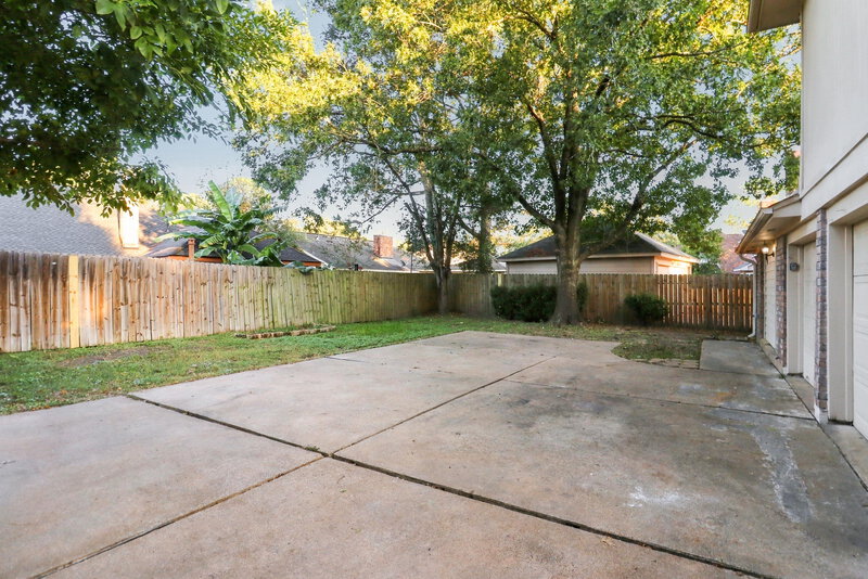 2,480/Mo, 5218 Prairie Creek Dr Houston, TX 77084 Backyard View
