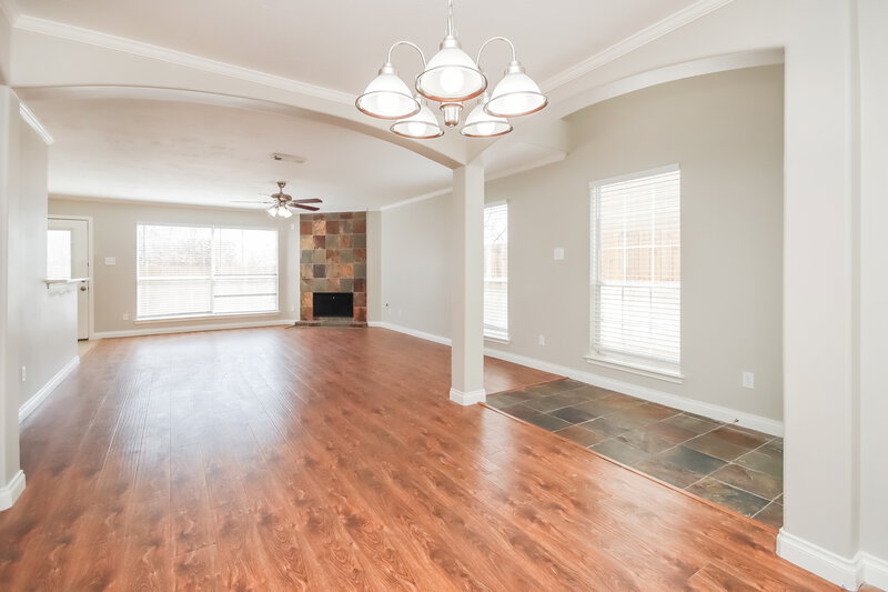 2,090/Mo, 3619 Windmill Village Dr Houston, TX 77082 Dining Room View