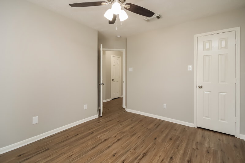 2,090/Mo, 3619 Windmill Village Dr Houston, TX 77082 Bedroom View 2