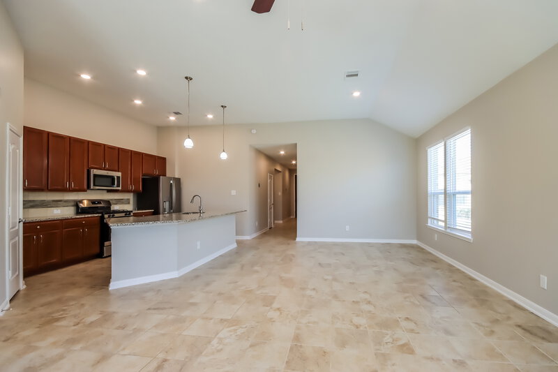 2,280/Mo, 20656 Dunrobin Dr Porter, TX 77365 Living Room View 2