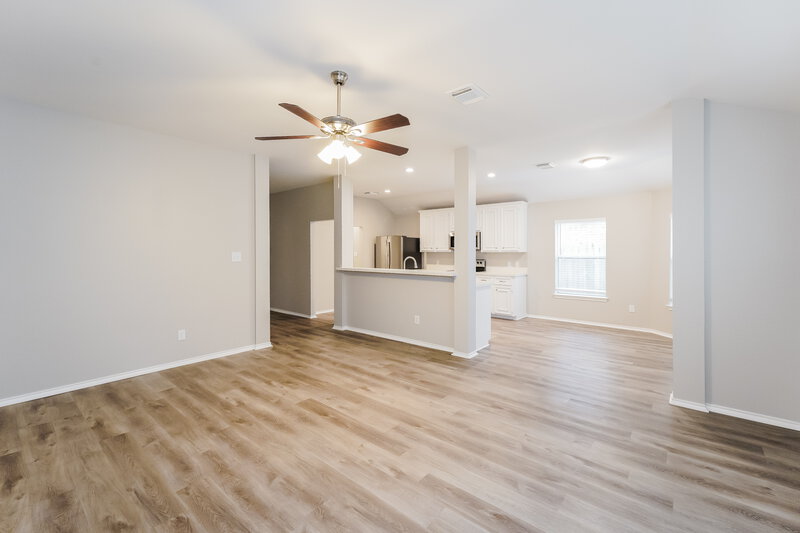 2,510/Mo, 4931 Cotton Lake Ct Richmond, TX 77407 Living Room View 2