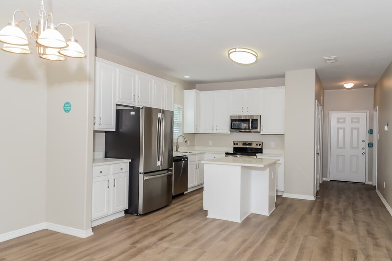 1,795/Mo, 10018 Date Meadow Ln Tomball, TX 77375 Kitchen View 2