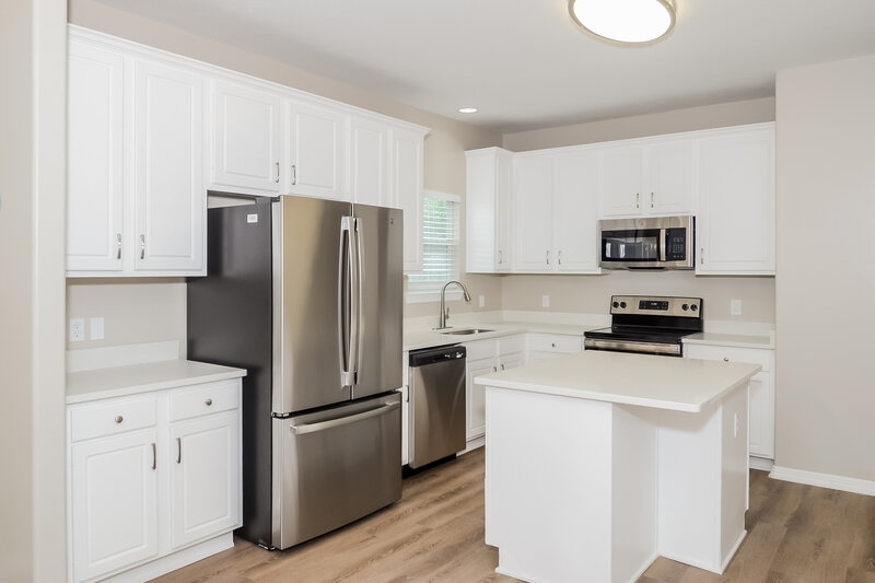 1,795/Mo, 10018 Date Meadow Ln Tomball, TX 77375 Kitchen View 4