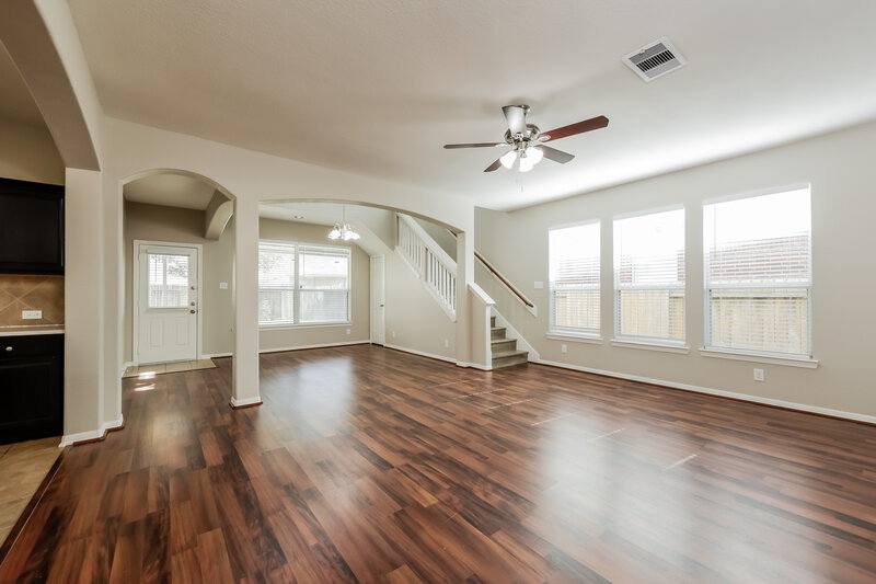 2,065/Mo, 214 Crosby Village Dr Crosby, TX 77532 Living Room View