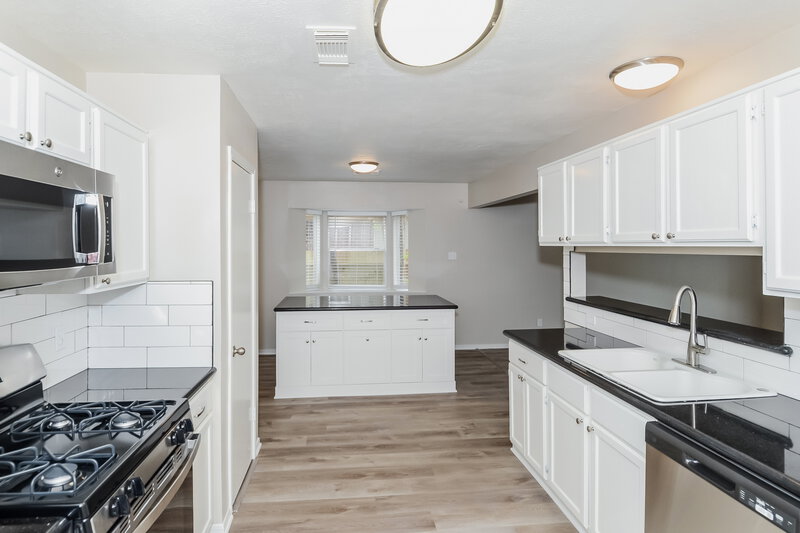 2,460/Mo, 24123 Ayscough Ln Katy, TX 77493 Kitchen View 2