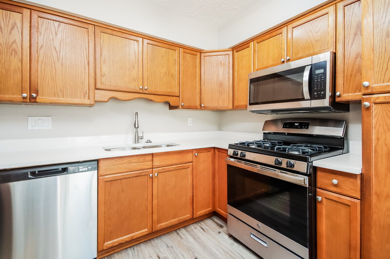 2,020/Mo, 20234 Dawn Mist Dr Humble, TX 77346 Kitchen View
