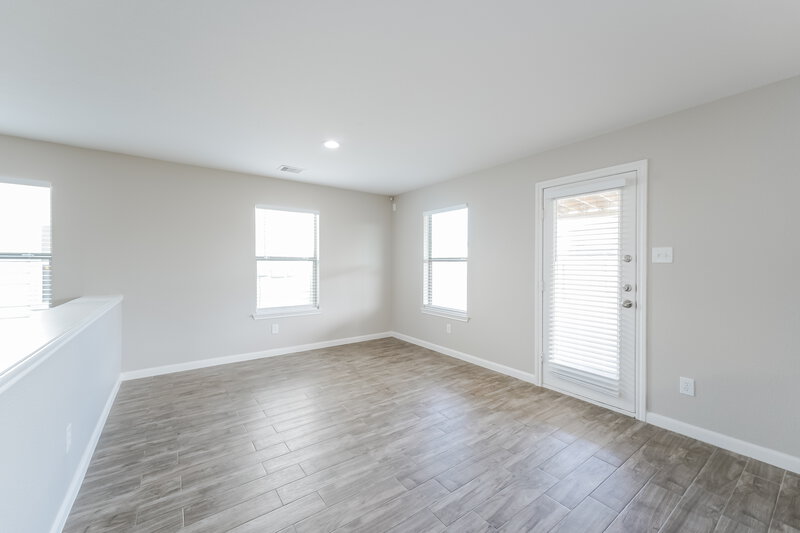1,965/Mo, 20714 Tayman Oaks Dr Cypress, TX 77433 Living Room View