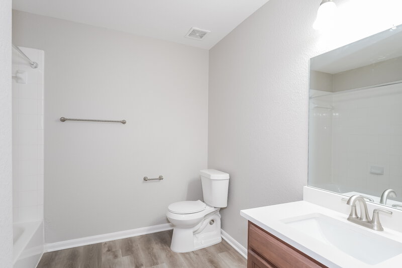1,965/Mo, 20714 Tayman Oaks Dr Cypress, TX 77433 Bathroom View