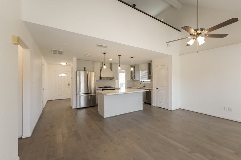 2,240/Mo, 4118 Presidents Dr S Houston, TX 77047 Living Room View 3