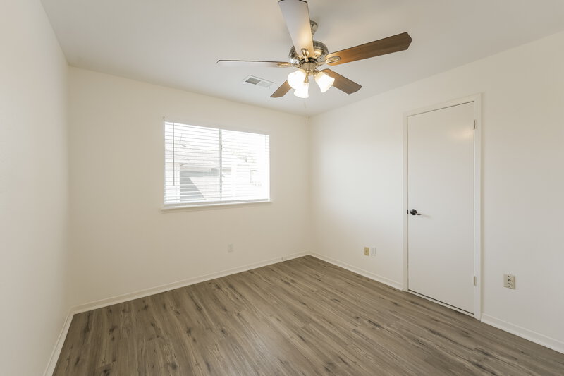 2,240/Mo, 4118 Presidents Dr S Houston, TX 77047 Bedroom View 2