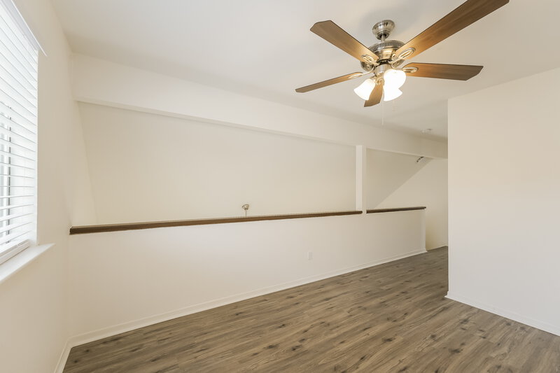 2,240/Mo, 4118 Presidents Dr S Houston, TX 77047 Loft View