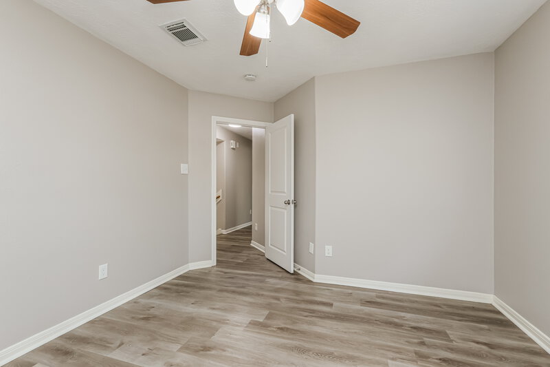 1,890/Mo, 23219 Kimberly Glen Ln Spring, TX 77373 Bedroom View 3