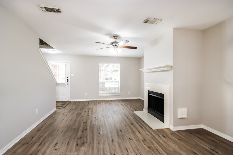 1,745/Mo, 6923 Echo Pines Dr Humble, TX 77346 Living Room View 2