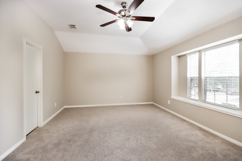 1,745/Mo, 6923 Echo Pines Dr Humble, TX 77346 Main Bedroom View 2