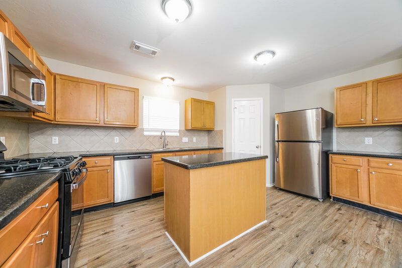 3,880/Mo, 5206 Caymus Dr Spring, TX 77373 Kitchen View 2