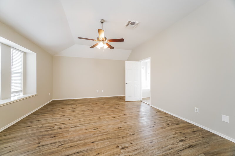 3,880/Mo, 5206 Caymus Dr Spring, TX 77373 Main Bedroom View