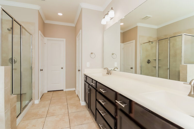 2,695/Mo, 20414 Moon Walk Dr Humble, TX 77338 Main Bathroom View