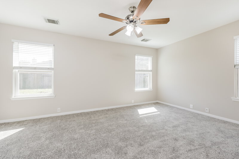 2,265/Mo, 11915 Sonora Springs Dr Tomball, TX 77375 Main Bedroom View