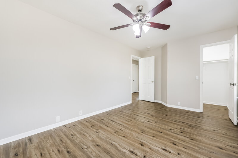 2,265/Mo, 11915 Sonora Springs Dr Tomball, TX 77375 Bonus Room View 2