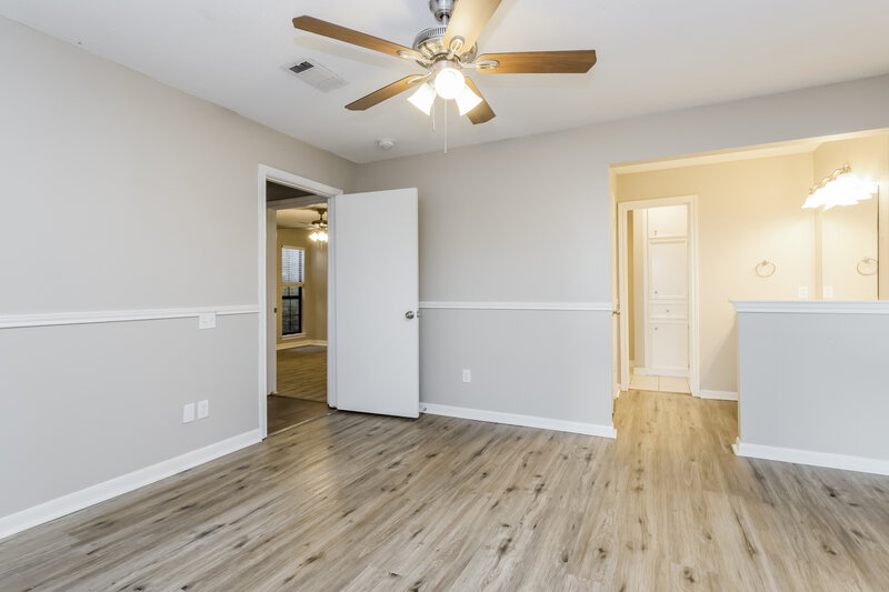 1,750/Mo, 11631 Alcott Dr Montgomery, TX 77356 Main Bedroom View 2