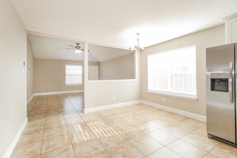1,900/Mo, 17314 Cormorant Ct Humble, TX 77396 Dining Room View
