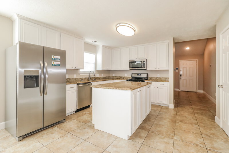1,900/Mo, 17314 Cormorant Ct Humble, TX 77396 Kitchen View 2