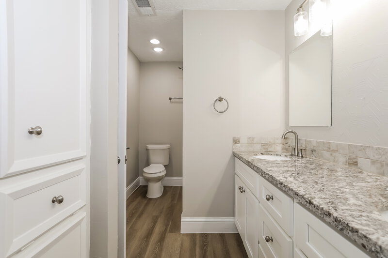 2,800/Mo, 19931 18th Fairway Dr Humble, TX 77346 Bathroom View
