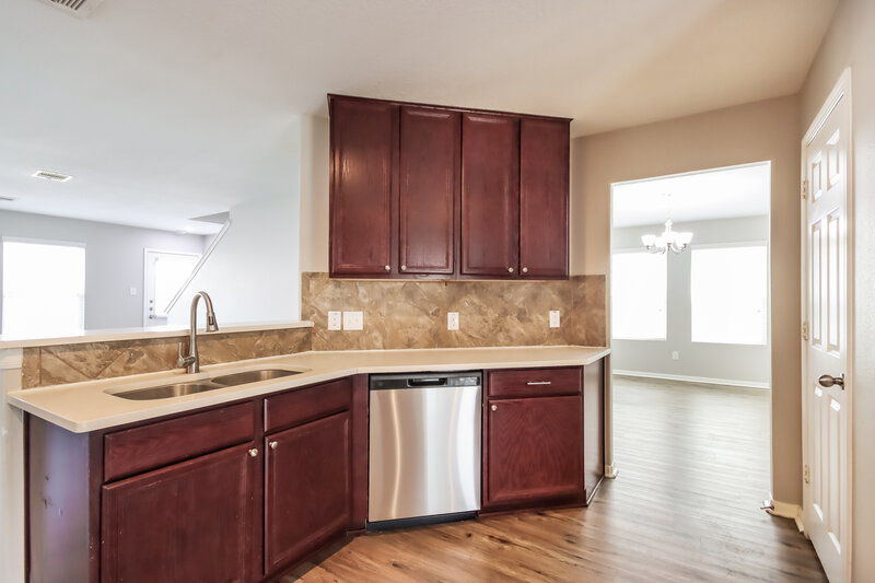 0/Mo, 9943 Chimney Swift Ln Conroe, TX 77385 Kitchen View