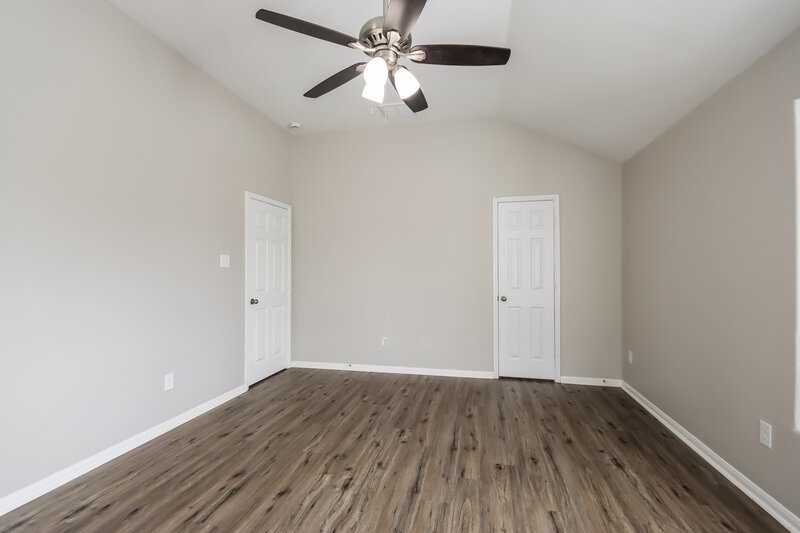 0/Mo, 9943 Chimney Swift Ln Conroe, TX 77385 Bedroom View 2