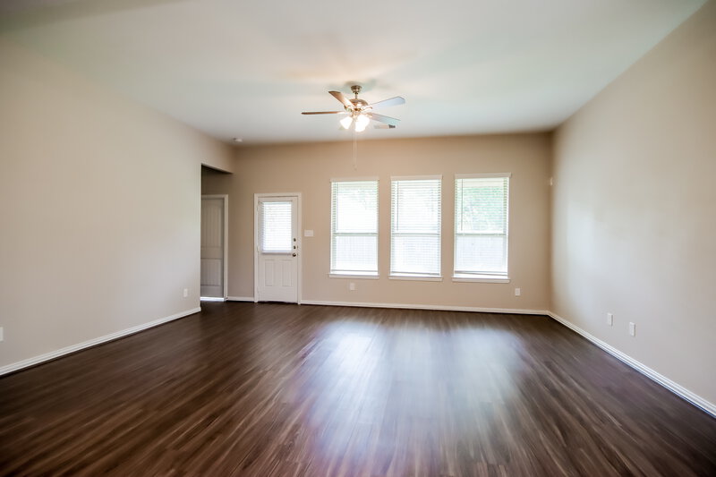 2,770/Mo, 15934 Tug Ct Crosby, TX 77532 Living Room View