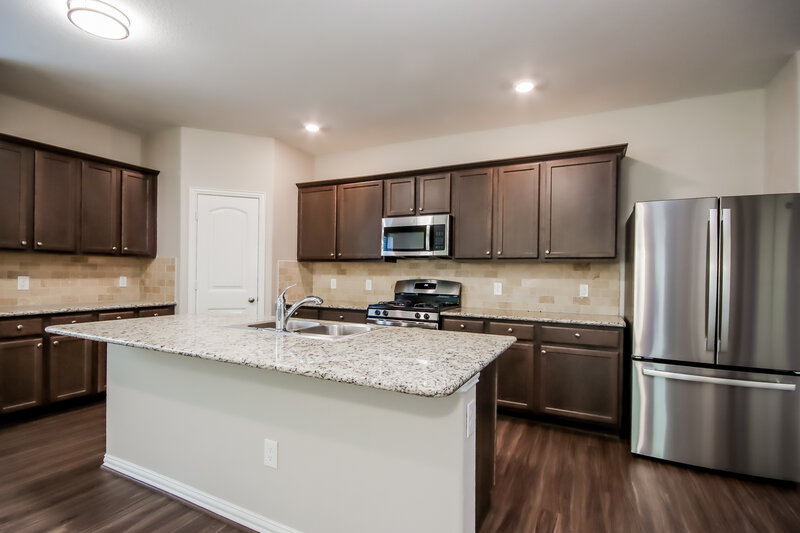 2,770/Mo, 15934 Tug Ct Crosby, TX 77532 Kitchen View