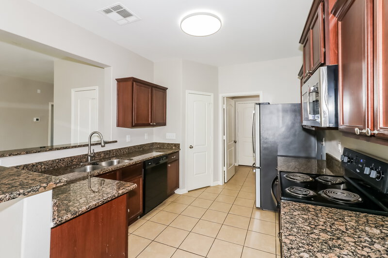 2,090/Mo, 9423 Calm Amber Dr Rosharon, TX 77583 Kitchen View