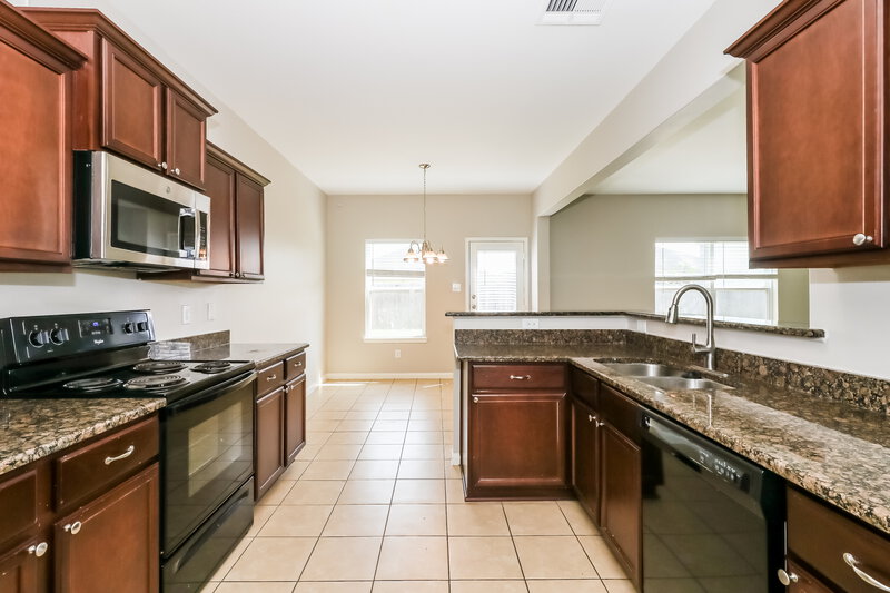 2,090/Mo, 9423 Calm Amber Dr Rosharon, TX 77583 Kitchen View 2