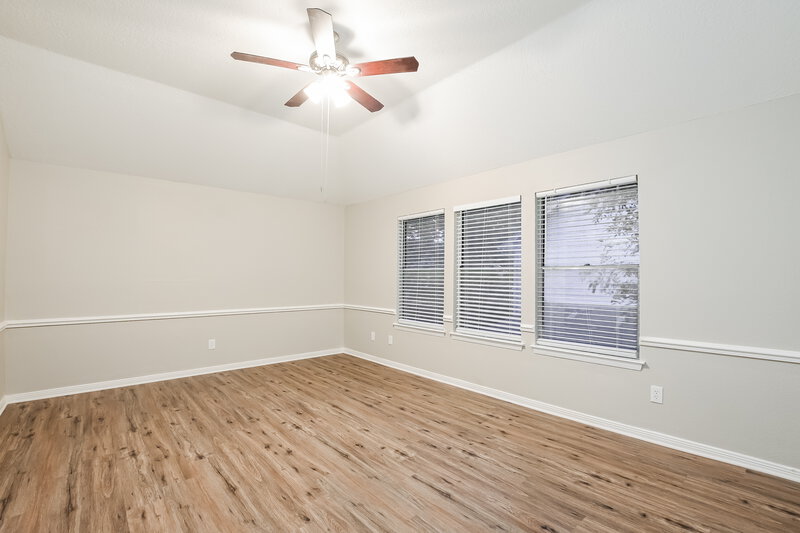3,025/Mo, 2714 Shauntel St Pearland, TX 77581 Main Bedroom View