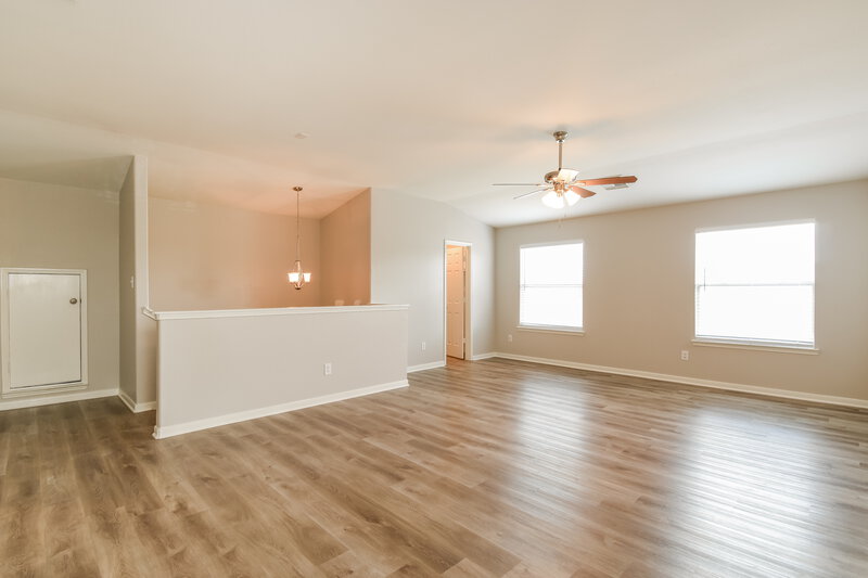 2,760/Mo, 8322 Wainwright Way Rosharon, TX 77583 Family Room View