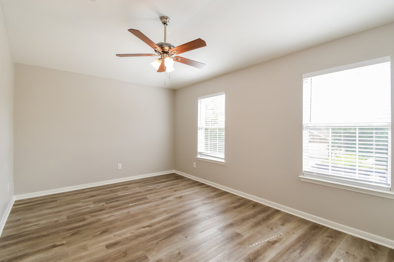 2,760/Mo, 8322 Wainwright Way Rosharon, TX 77583 Main Bedroom View 2