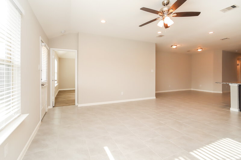 2,335/Mo, 8419 Ideal Dr Rosharon, TX 77583 Bedroom View