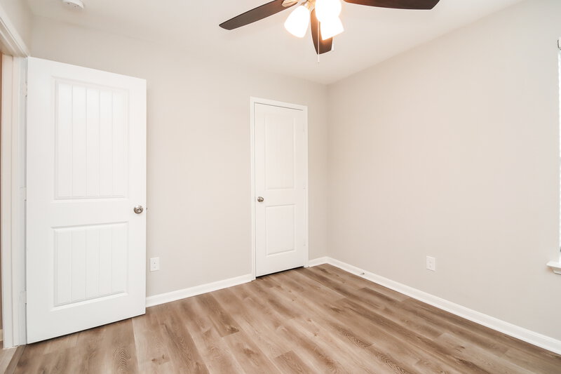 2,335/Mo, 8419 Ideal Dr Rosharon, TX 77583 Bedroom View 4
