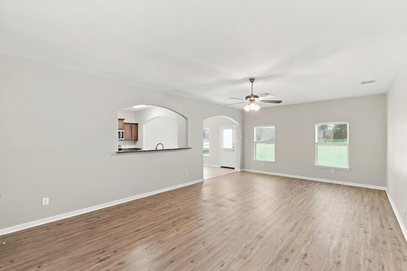 2,235/Mo, 21235 Slate Bend Dr Hockley, TX 77447 Living Room View 2