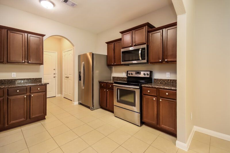 2,190/Mo, 21235 Slate Bend Dr Hockley, TX 77447 Kitchen View 2