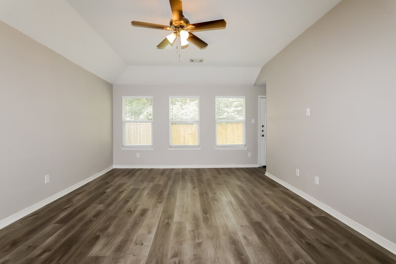 1,870/Mo, 5051 Rifle Rd Conroe, TX 77303 Living Room View
