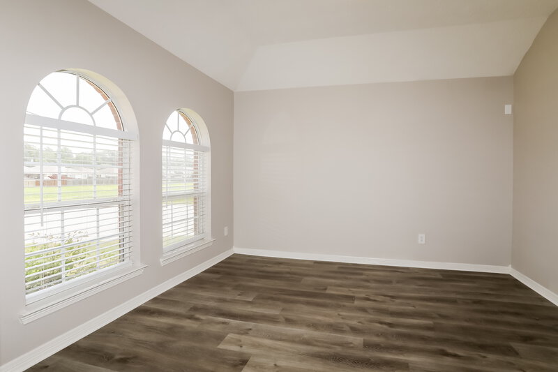 1,870/Mo, 5051 Rifle Rd Conroe, TX 77303 Living Room View 2