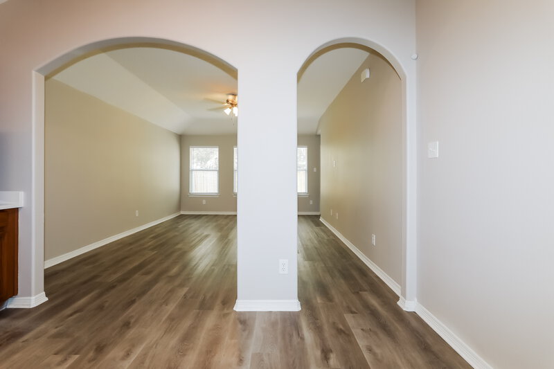 1,870/Mo, 5051 Rifle Rd Conroe, TX 77303 Dining Room View 2