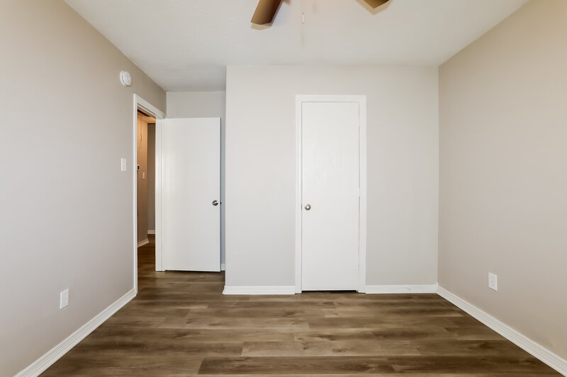 1,870/Mo, 5051 Rifle Rd Conroe, TX 77303 Bedroom View 2