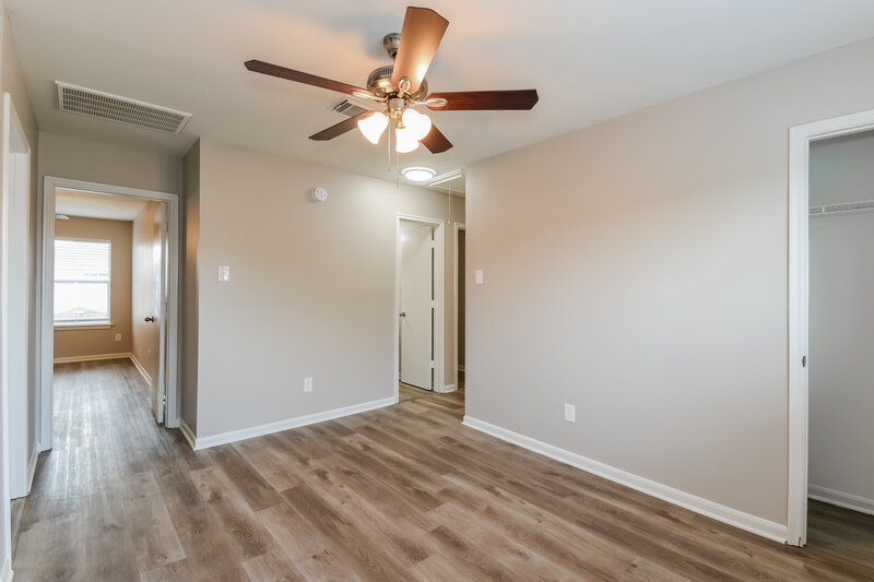 1,790/Mo, 14123 Beech Glen Dr Houston, TX 77083 Main Bedroom View