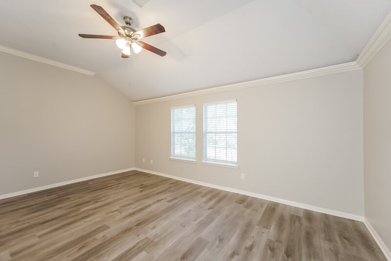 2,565/Mo, 2115 Nashua Dr Stafford, TX 77477 Main Bedroom View 2