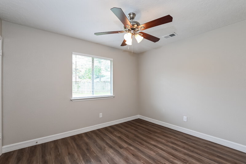 2,245/Mo, 2823 Woodhall Ct League City, TX 77573 Bedroom View