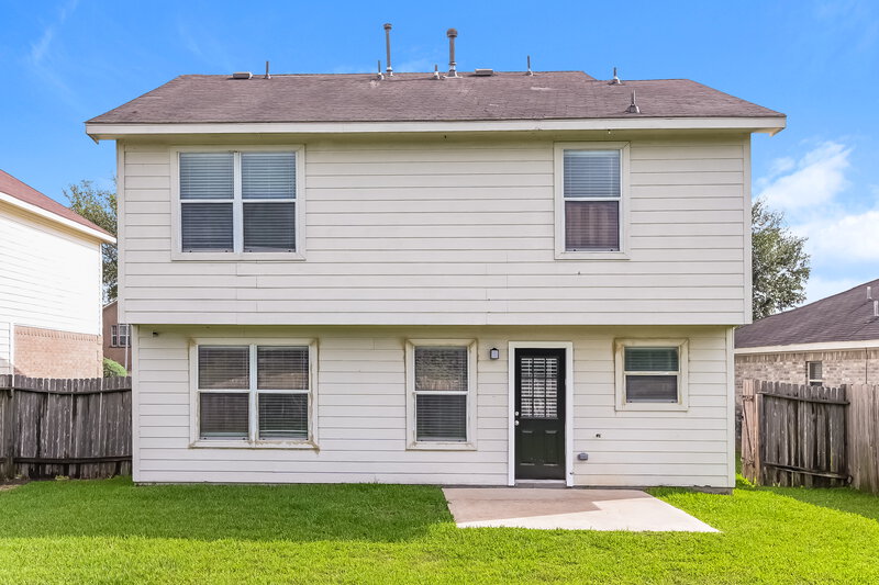 2,640/Mo, 1015 Andover Glen Dr Fresno, TX 77545 Rear View