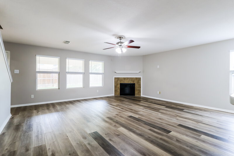 2,900/Mo, 20806 Fox Trot Ct Humble, TX 77338 Living Room View 2