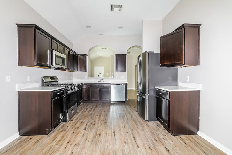 1,895/Mo, 11438 W Woodmark Conroe, TX 77304 Kitchen View